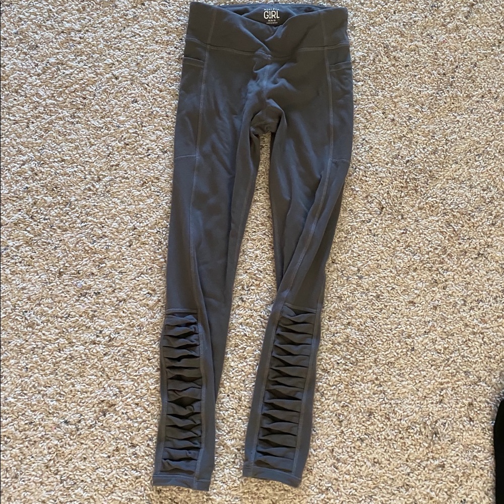 Athleta girls leggings